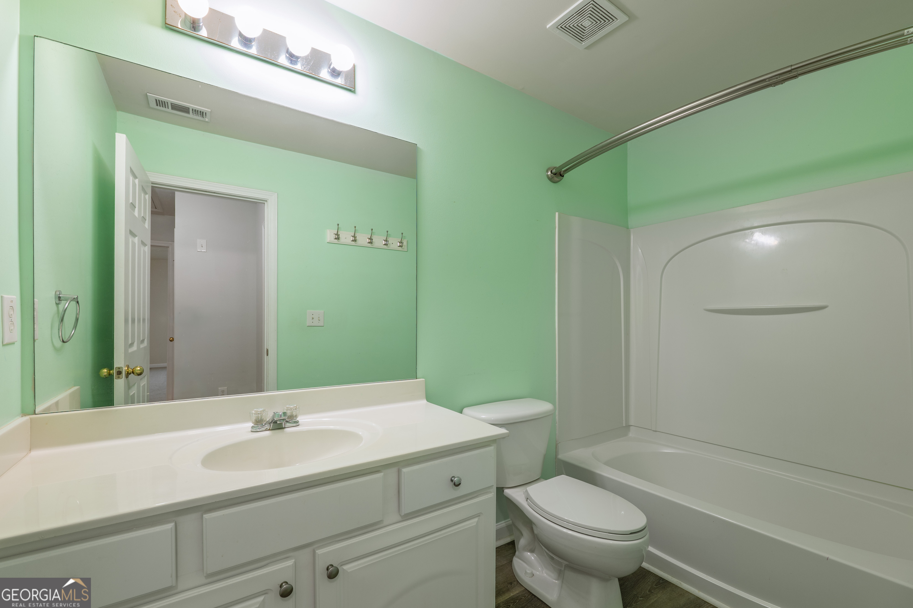 THORNGATE - Residential