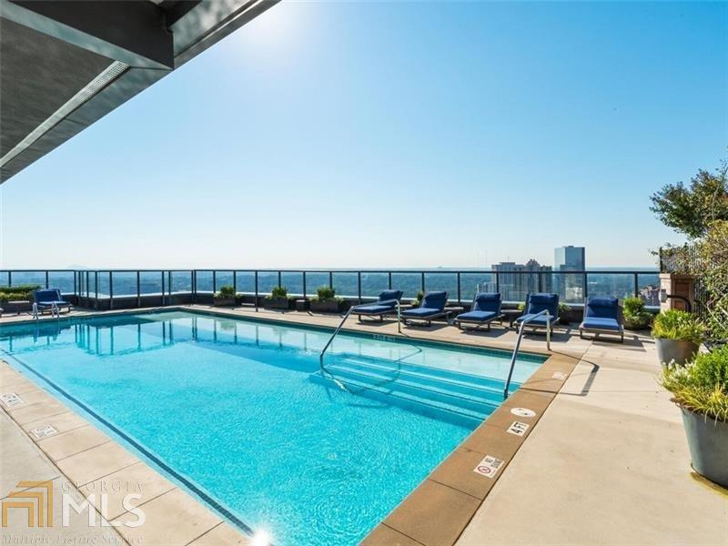 Ritz Carlton Residences - Residential