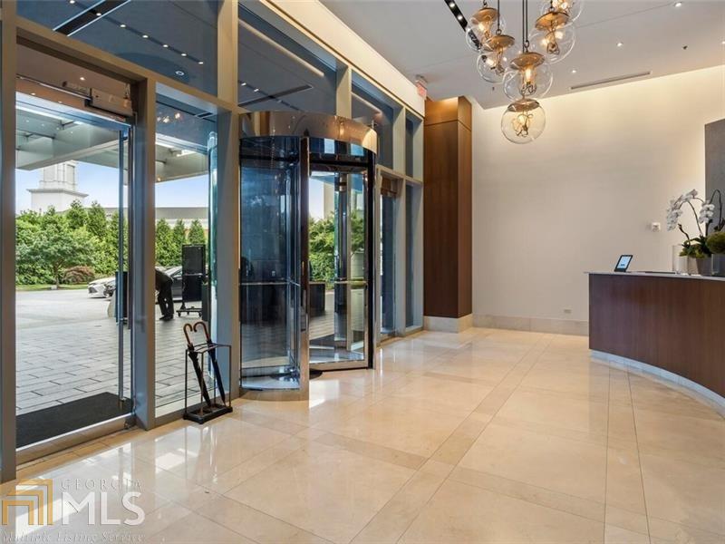 Ritz Carlton Residences - Residential