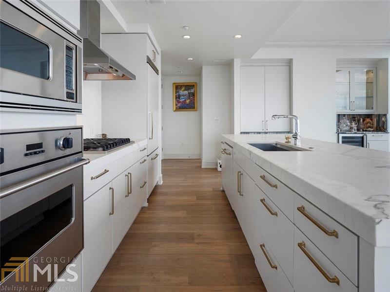 Ritz Carlton Residences - Residential