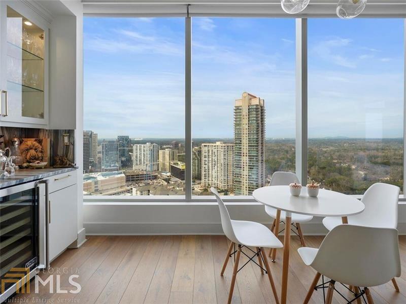 Ritz Carlton Residences - Residential