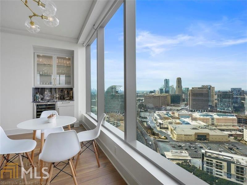 Ritz Carlton Residences - Residential
