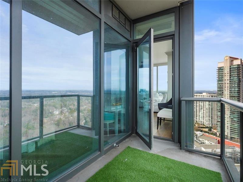 Ritz Carlton Residences - Residential
