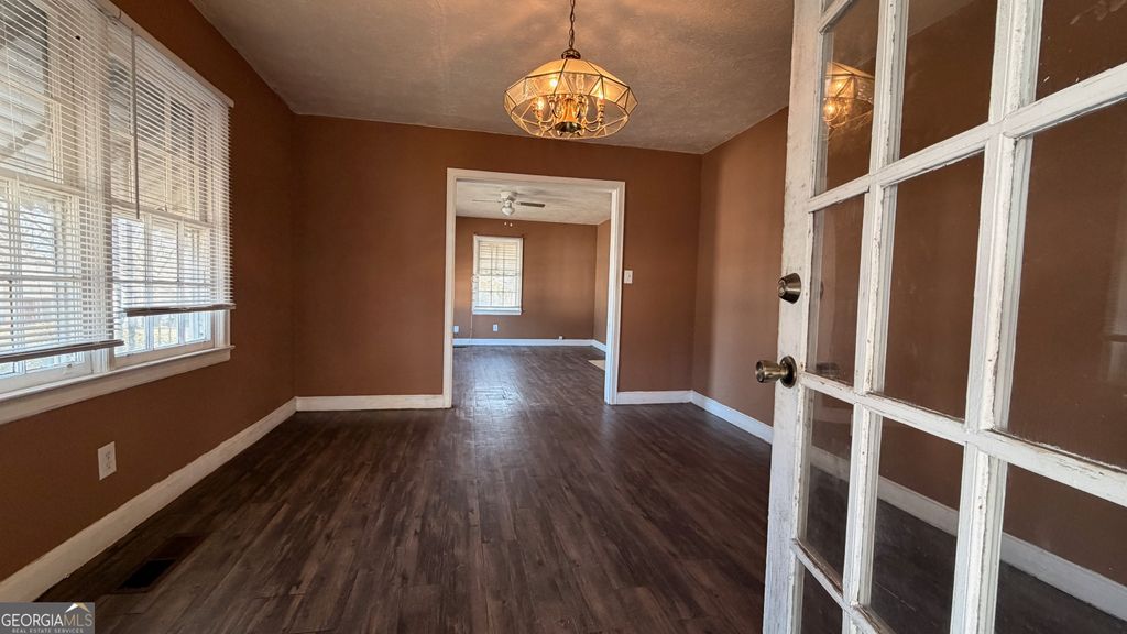 Photo of 528 Lake Drive, Hapeville, GA 30354 (MLS # 10766290)