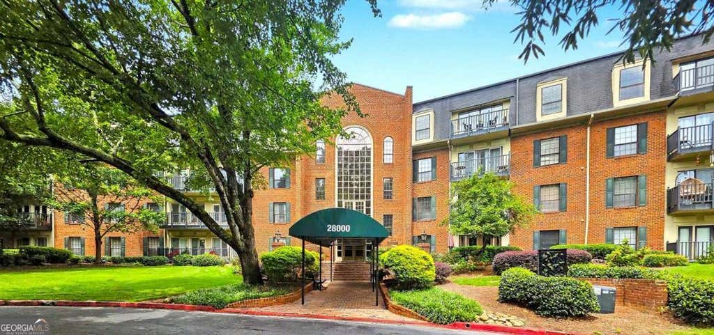 Photo of 28402 Plantation Drive NE, Atlanta, GA 30324 (MLS # 10821451)