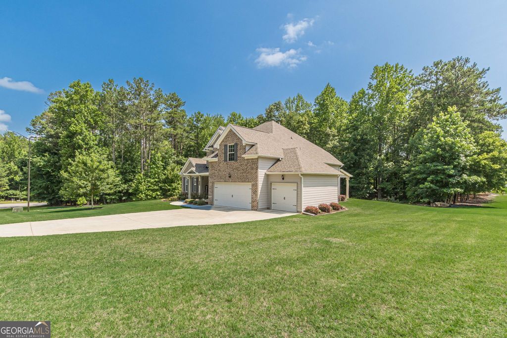 Photo of 40 Pebblestone Run, Dallas, GA 30157 (MLS # 10811039)