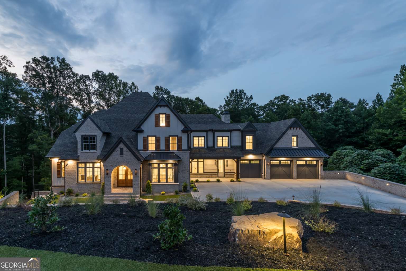 402 Timberview CT