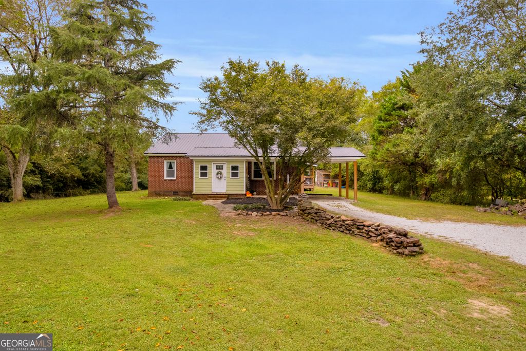 Photo of 1825 Seymour Road, Bowman, GA 30624 (MLS # 10631393)