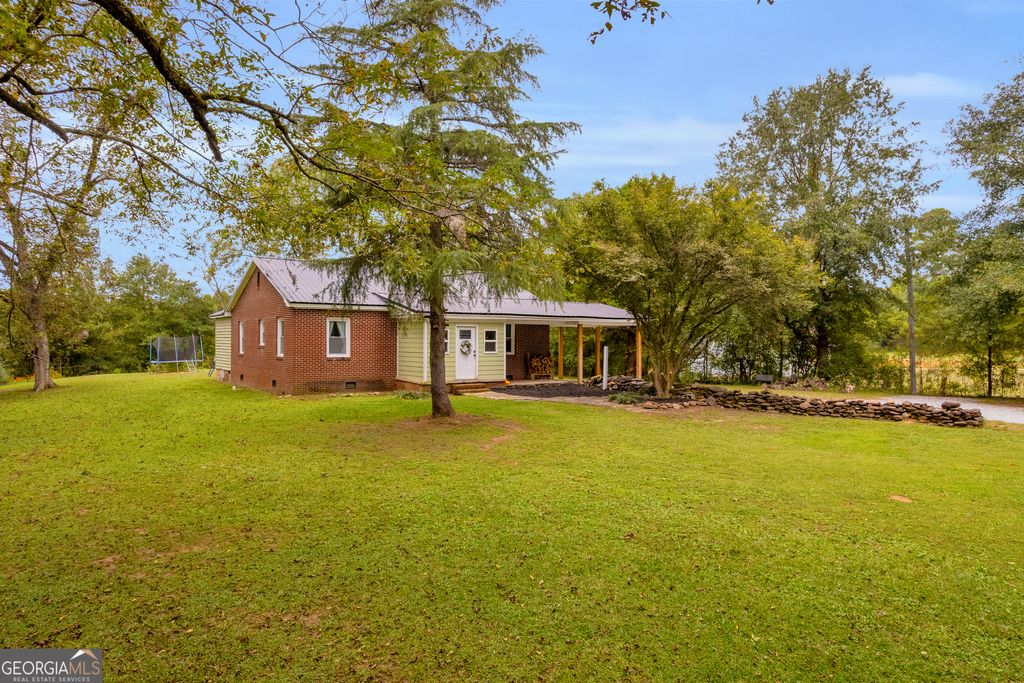 Photo of 1825 Seymour Road, Bowman, GA 30624 (MLS # 10631393)