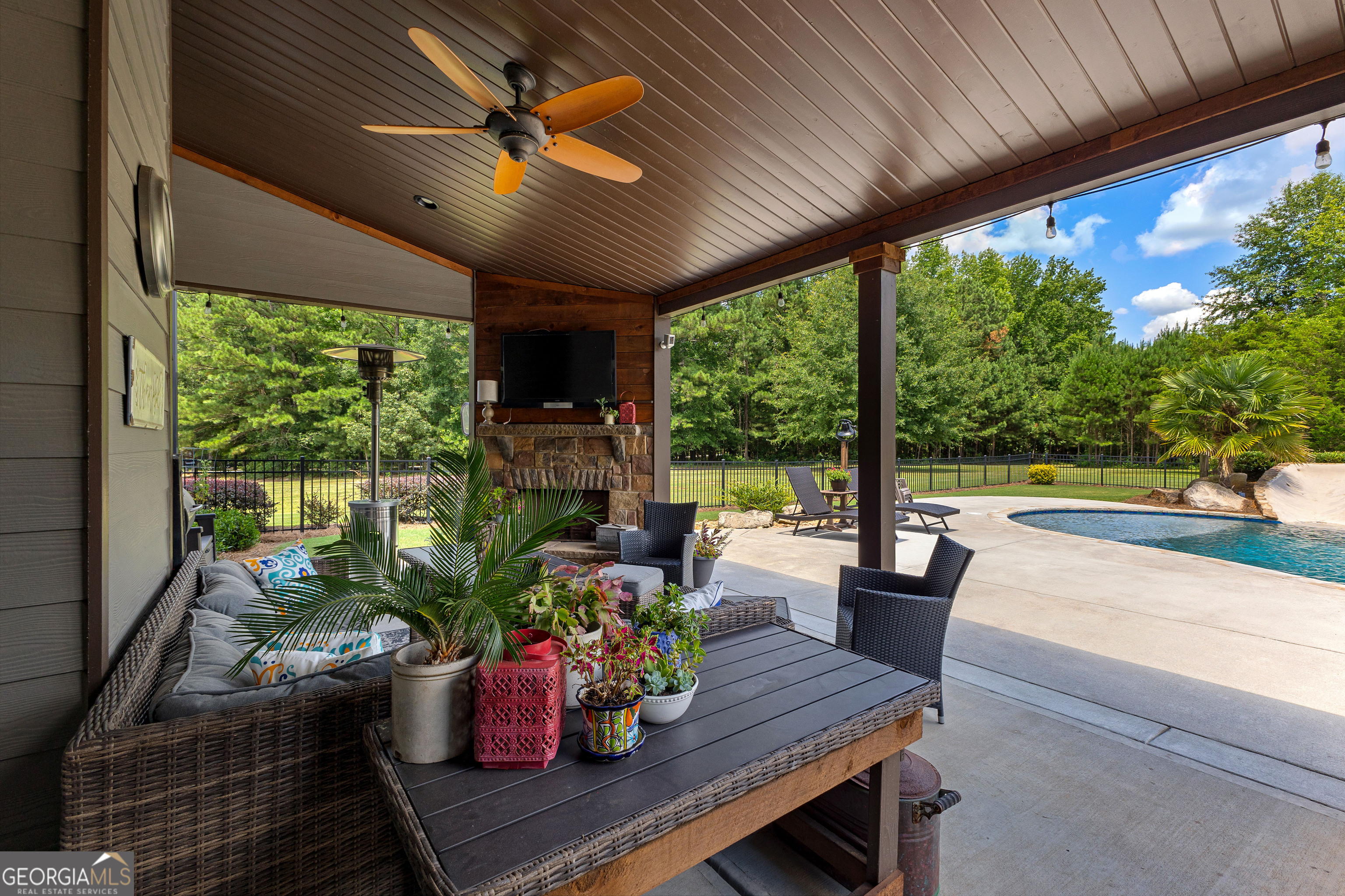 Brooks, Georgia 30205, United States, 6 Bedrooms Bedrooms, ,5 BathroomsBathrooms,Residential,Active,174800