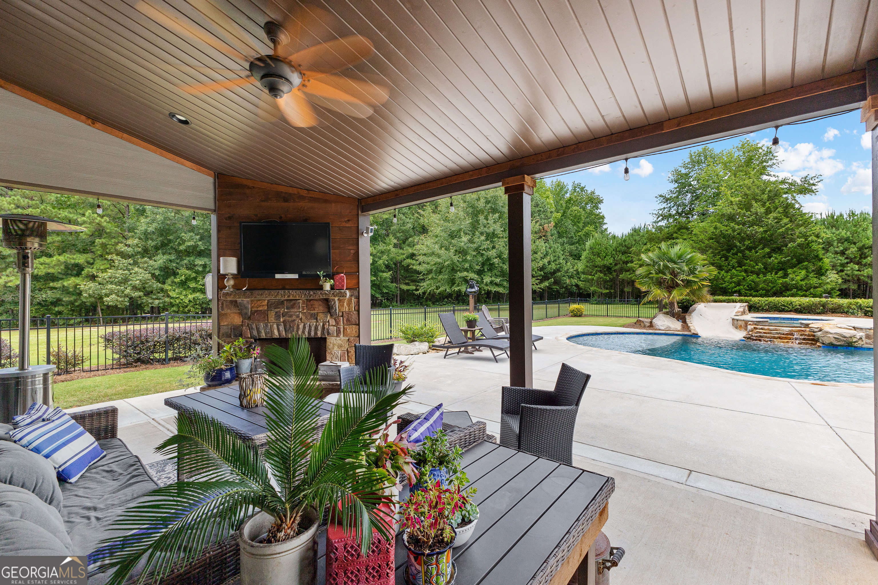 Brooks, Georgia 30205, United States, 6 Bedrooms Bedrooms, ,5 BathroomsBathrooms,Residential,Active,174800