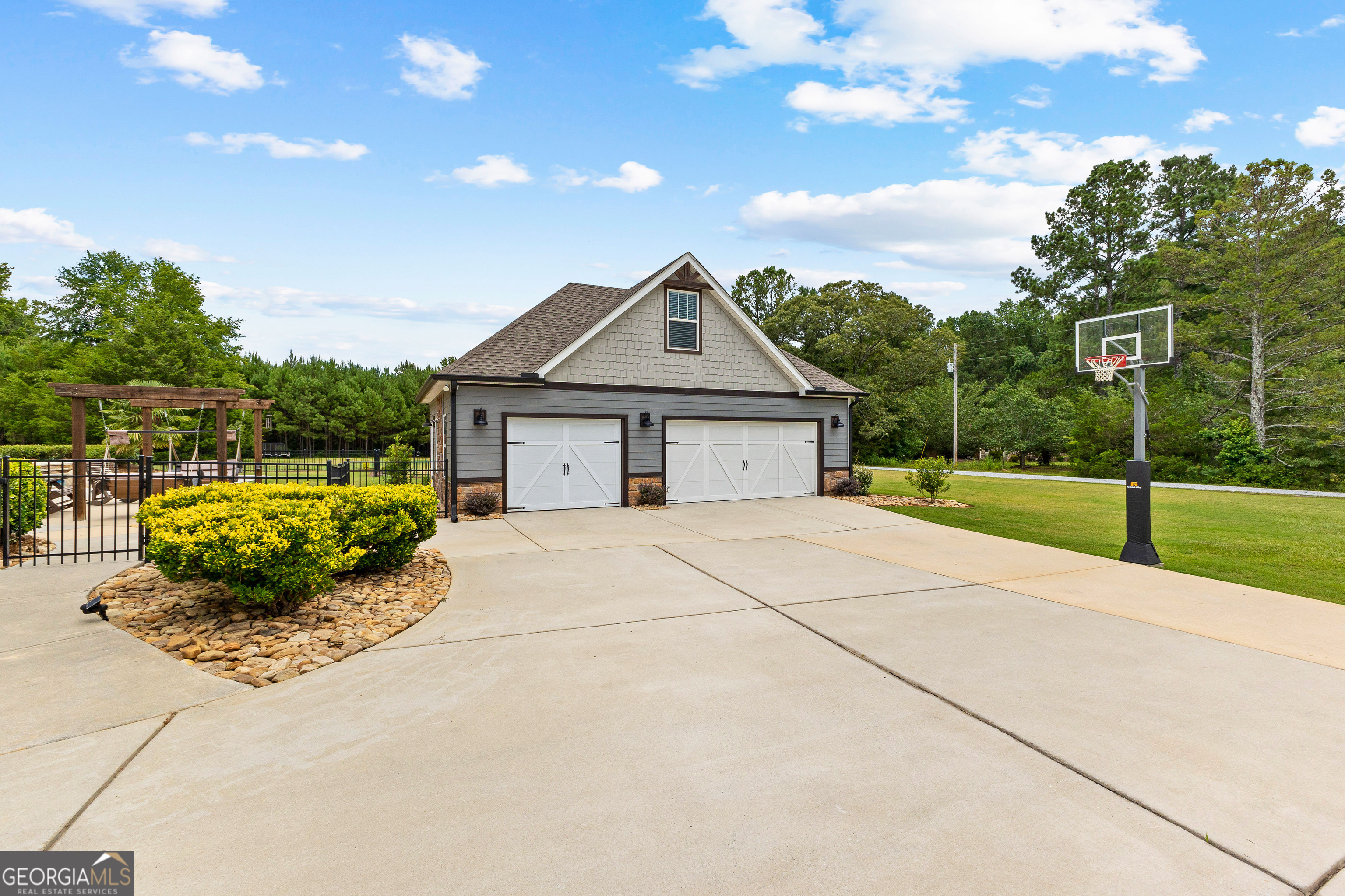 Brooks, Georgia 30205, United States, 6 Bedrooms Bedrooms, ,5 BathroomsBathrooms,Residential,Active,174800