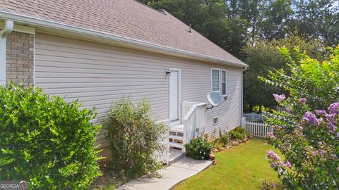 A home in Newnan