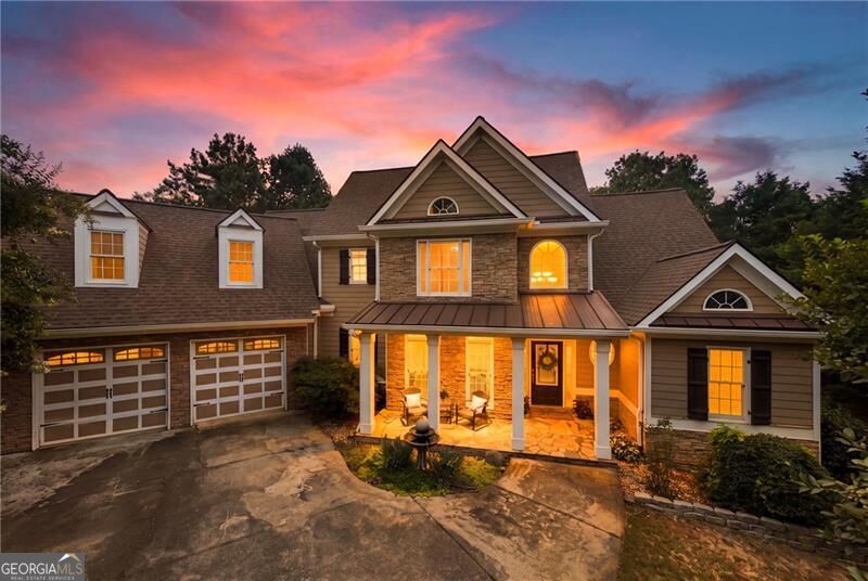 8805 Saddle Trail