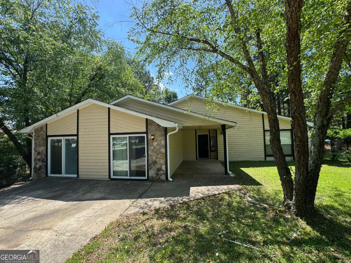 120 Squirrel WAY