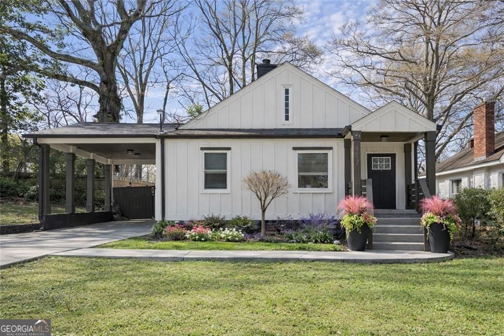 Photo of 317 McPherson Place SE, Atlanta, GA 30316 (MLS # 10709034)