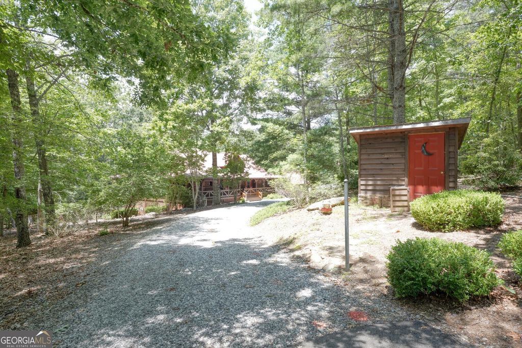 Photo of 885 Tomahawk Trail, Blairsville, GA 30512 (MLS # 10693998)