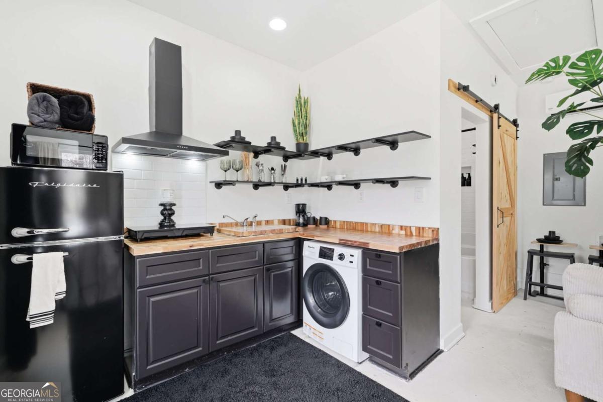 710 Lumber Company RD