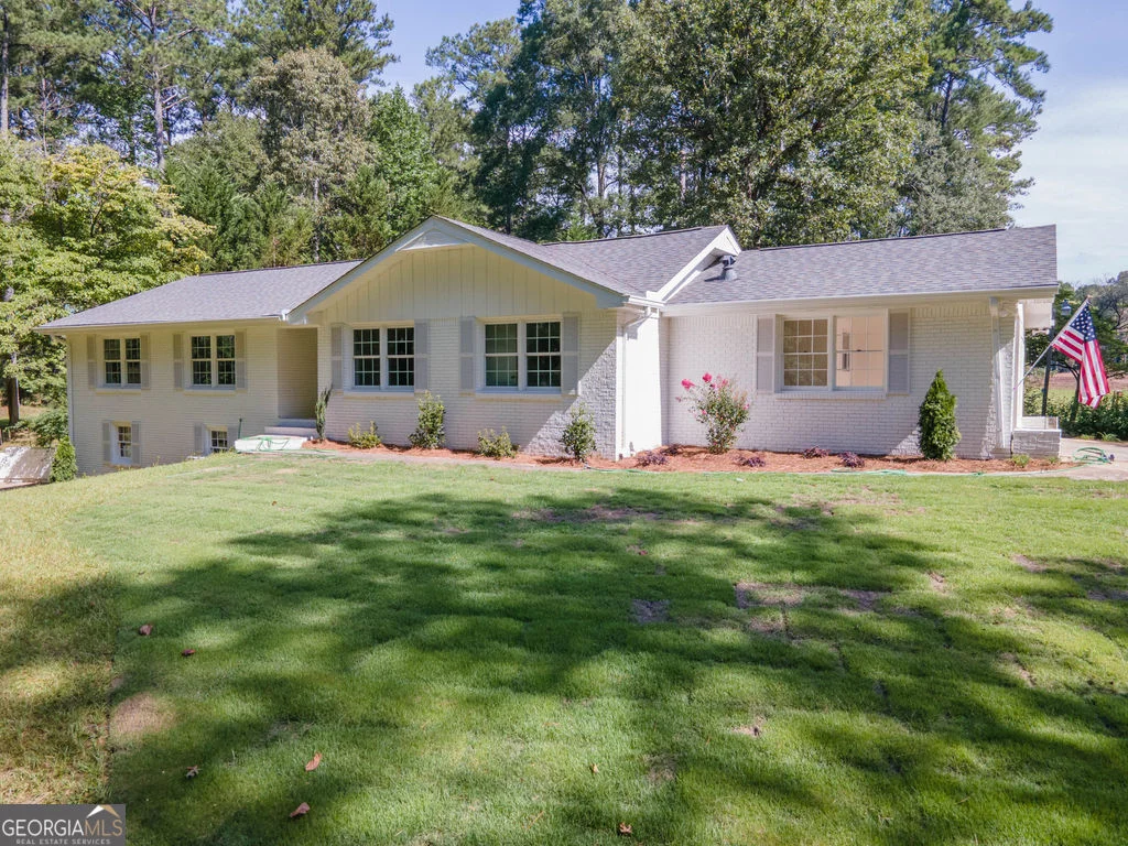 183 Busbin Road