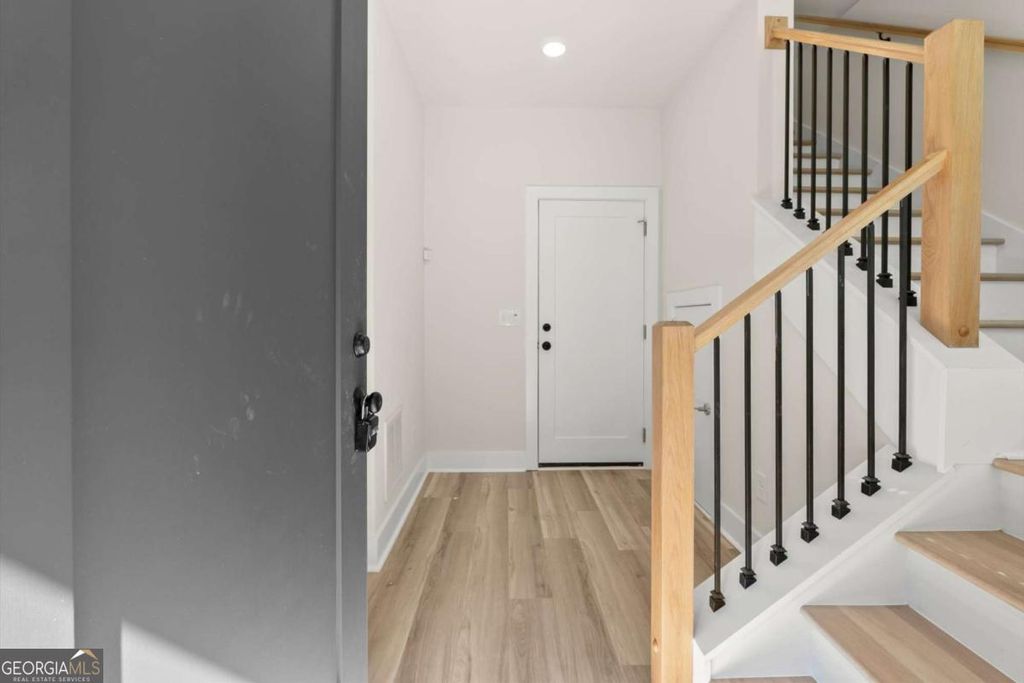 Photo of 1135 Knight Walk NW, Atlanta, GA 30318 (MLS # 10719359)