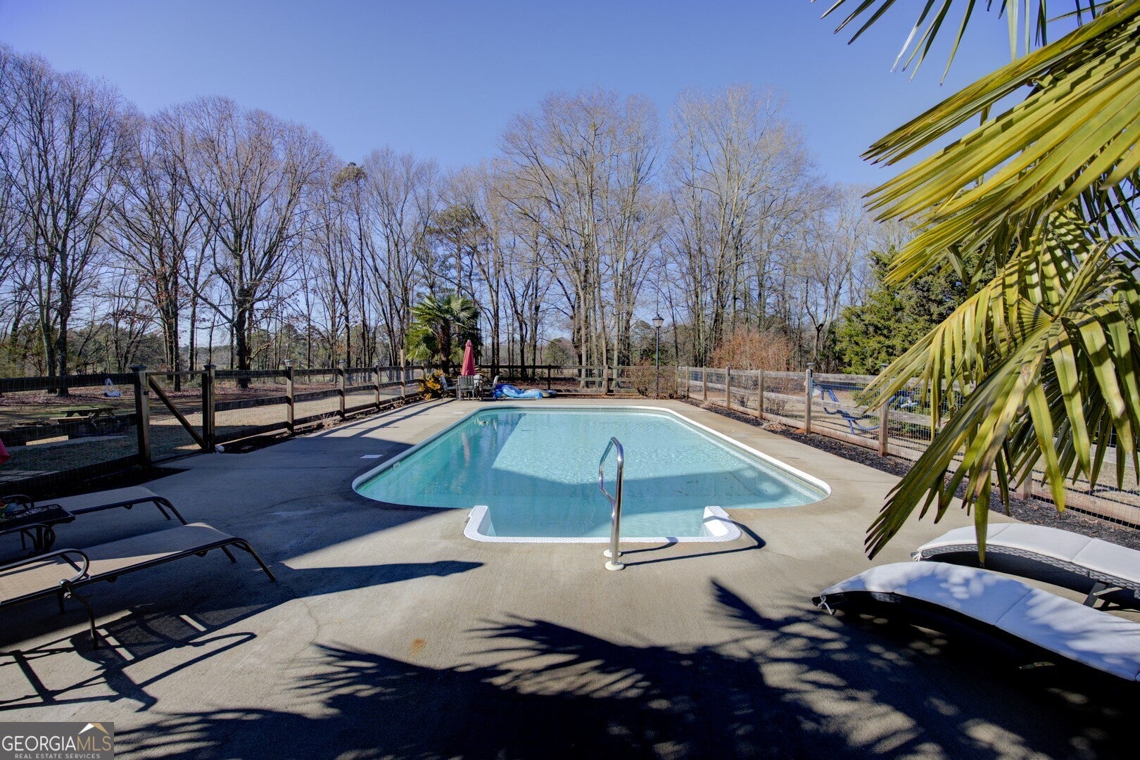 5649 Hightower TRL SE