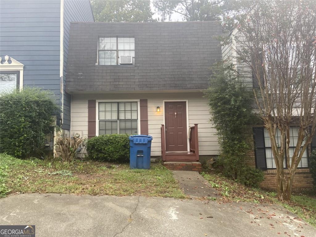 Discover an exceptional investment opportunity in the heart of Cobb County ! This well-maintained property boasts a strong rental history , this asset promises both immediate cash flow and long-term appreciation. Situated in a vibrant neighborhood and located right to Highway 20 as well as the amusement park Six Flags, this property is perfect for seasoned investors or those looking to expand their portfolio. Don't miss out on this prime opportunity to secure your financial future!