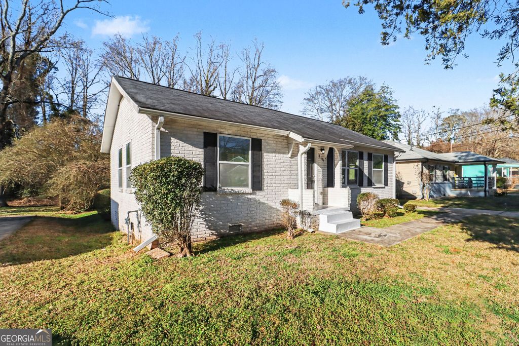 Photo of 2117 Blayton Lane SE, Atlanta, GA 30315 (MLS # 10693404)