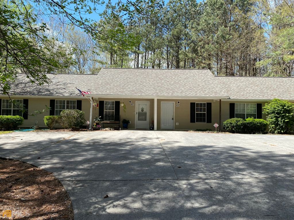 Photo of 63 W Mandeville Road, Carrollton, GA 30117 (MLS # 10696797)
