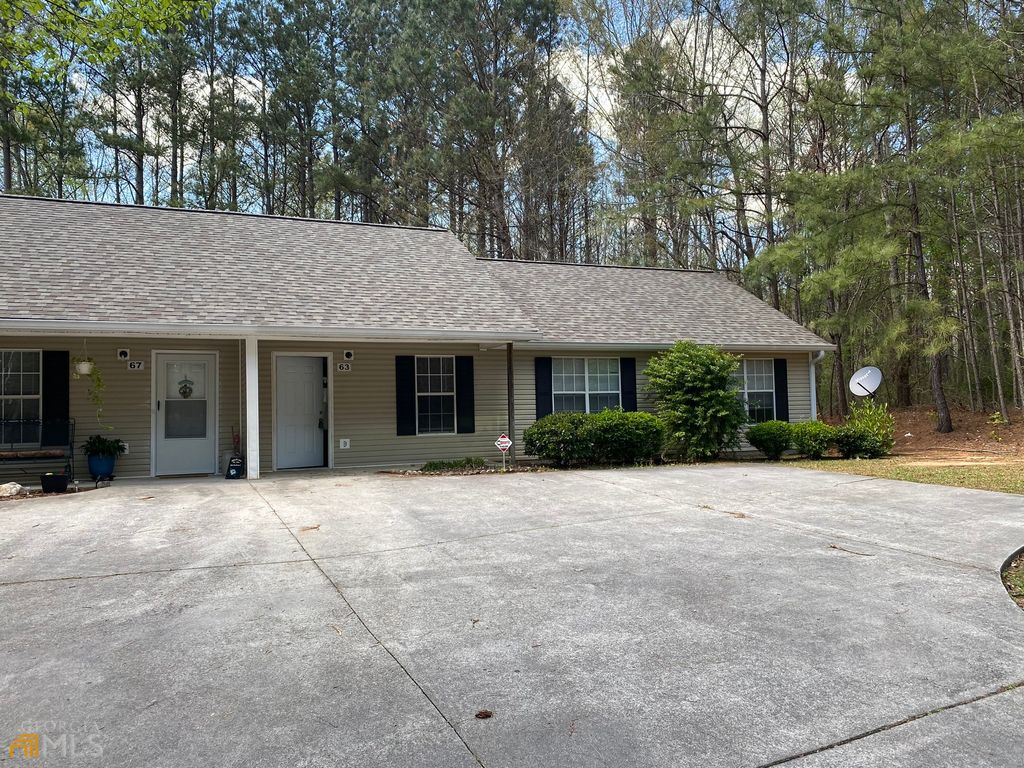 Photo of 63 W Mandeville Road, Carrollton, GA 30117 (MLS # 10696797)