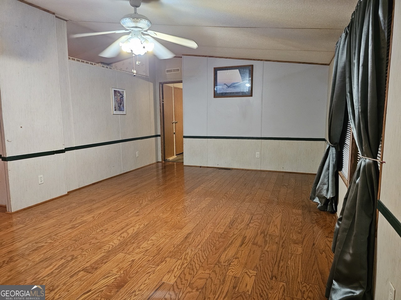 136 Hickory Hill