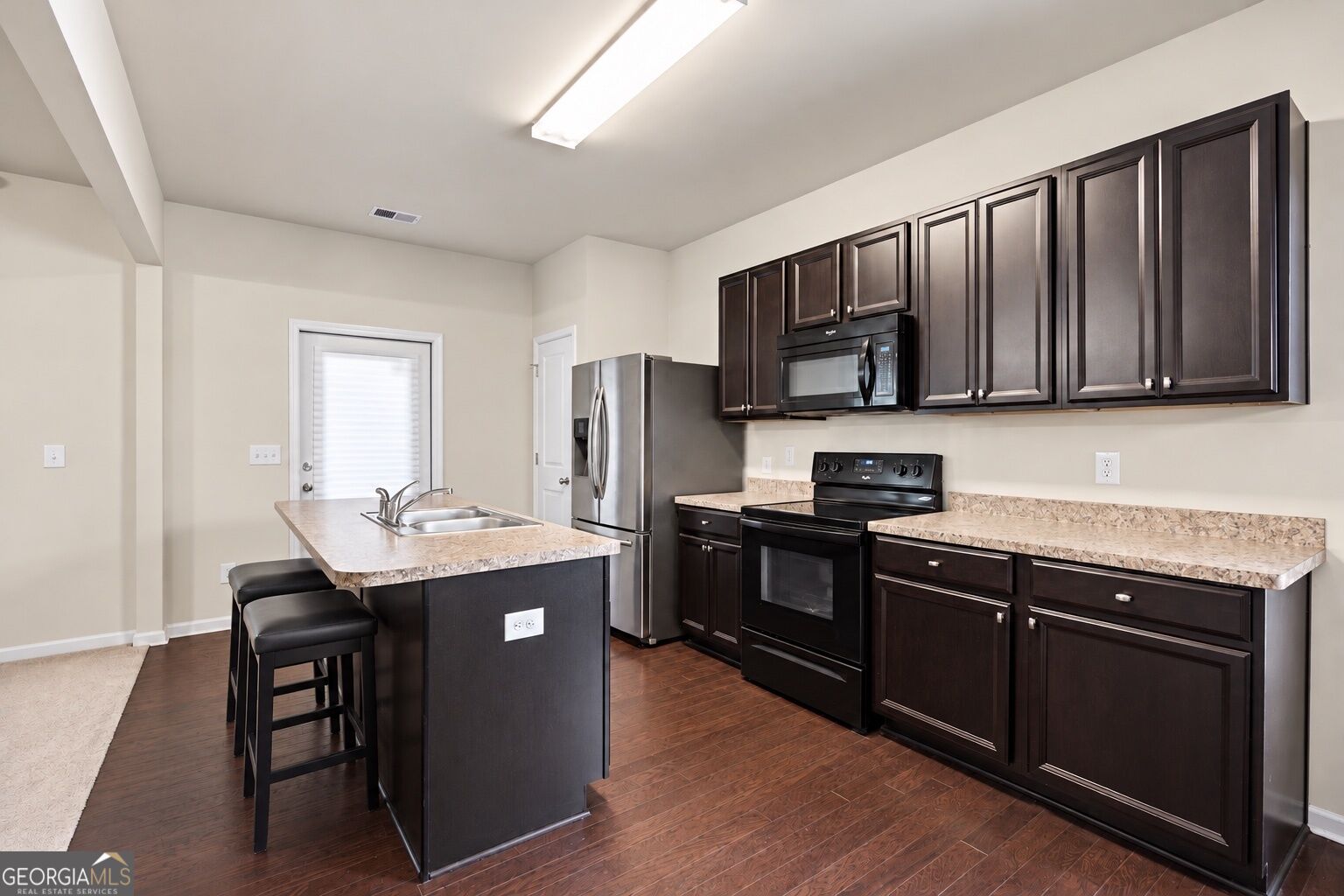 1230 Image Ives DR