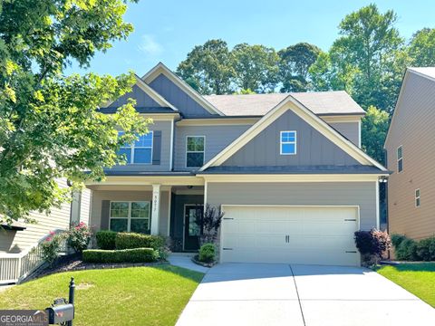 Single Family Residence in Sugar Hill GA 5073 Glencliff Drive.jpg