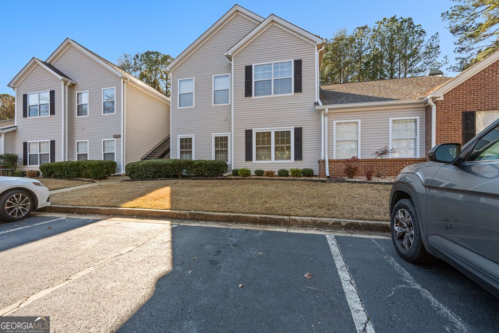 Photo of 1706 Ridgefield Drive, Peachtree City, GA 30269 (MLS # 10667661)
