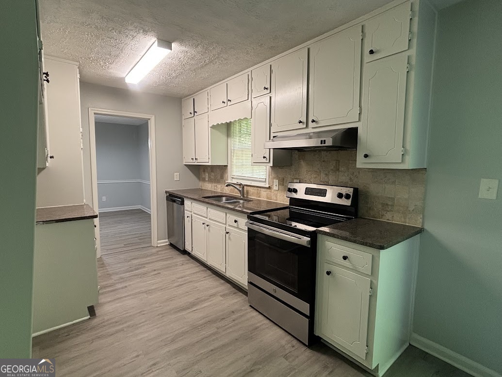3666 Columbia PKWY