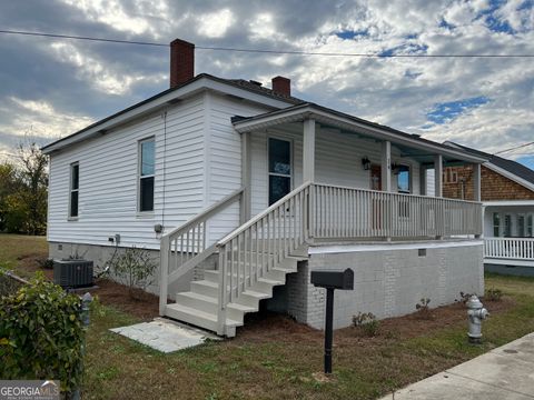 14 Hazel ST Porterdale GA 30014