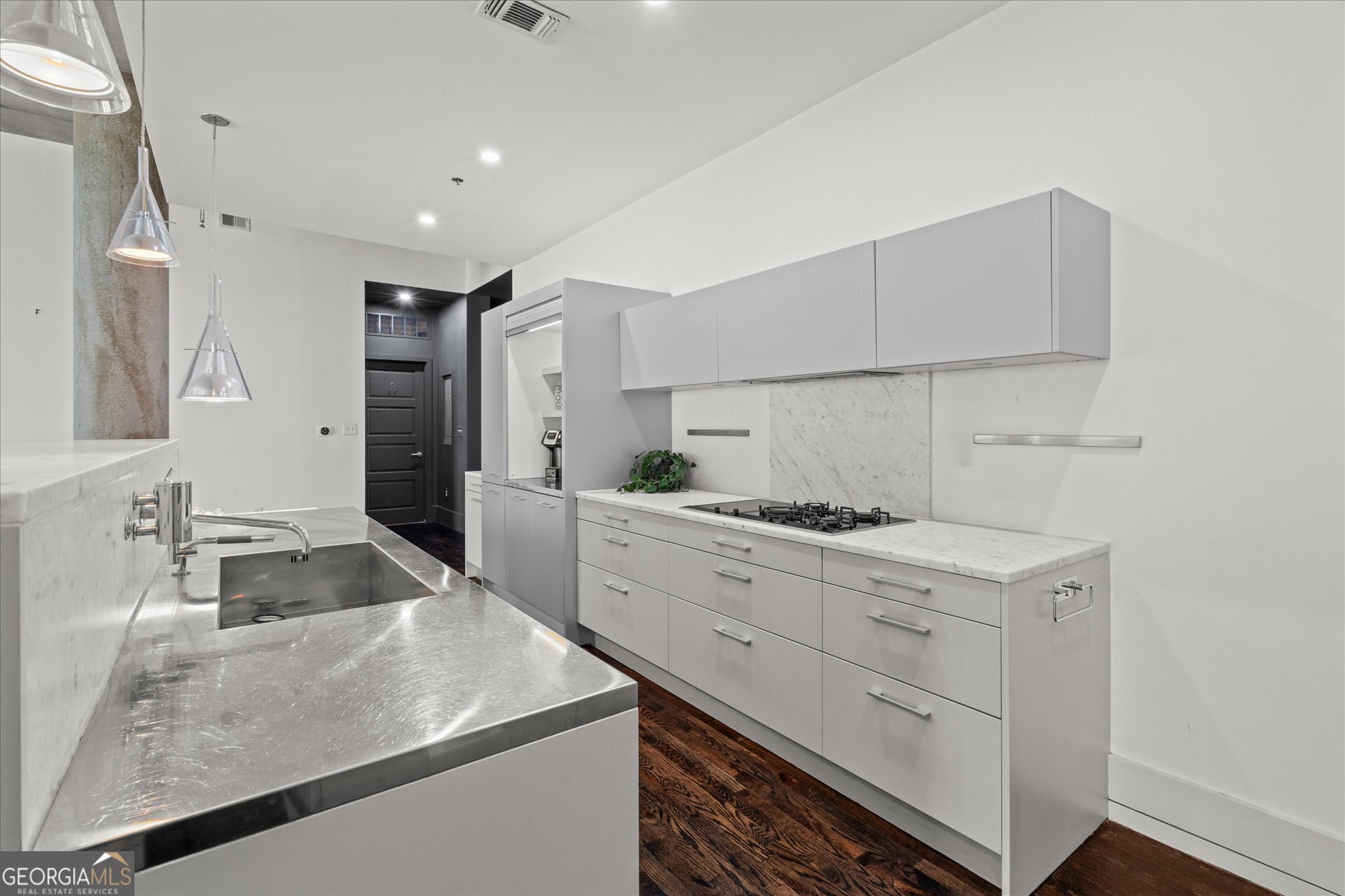 845 Spring ST NW PH 5