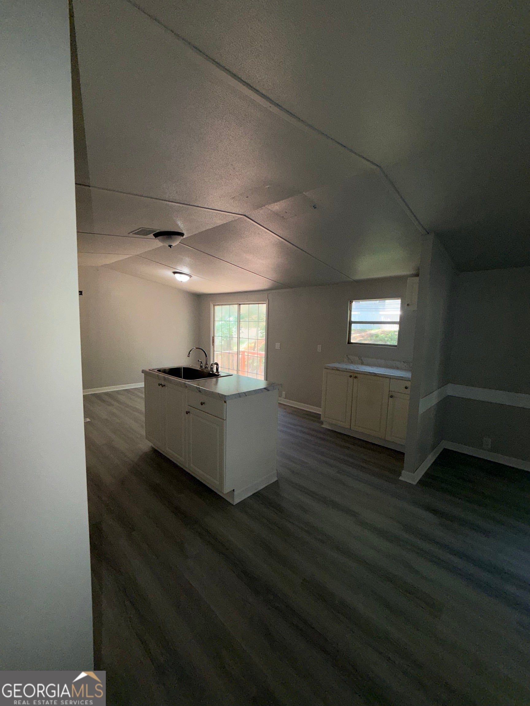 2390 Fairburn RD LOT 216