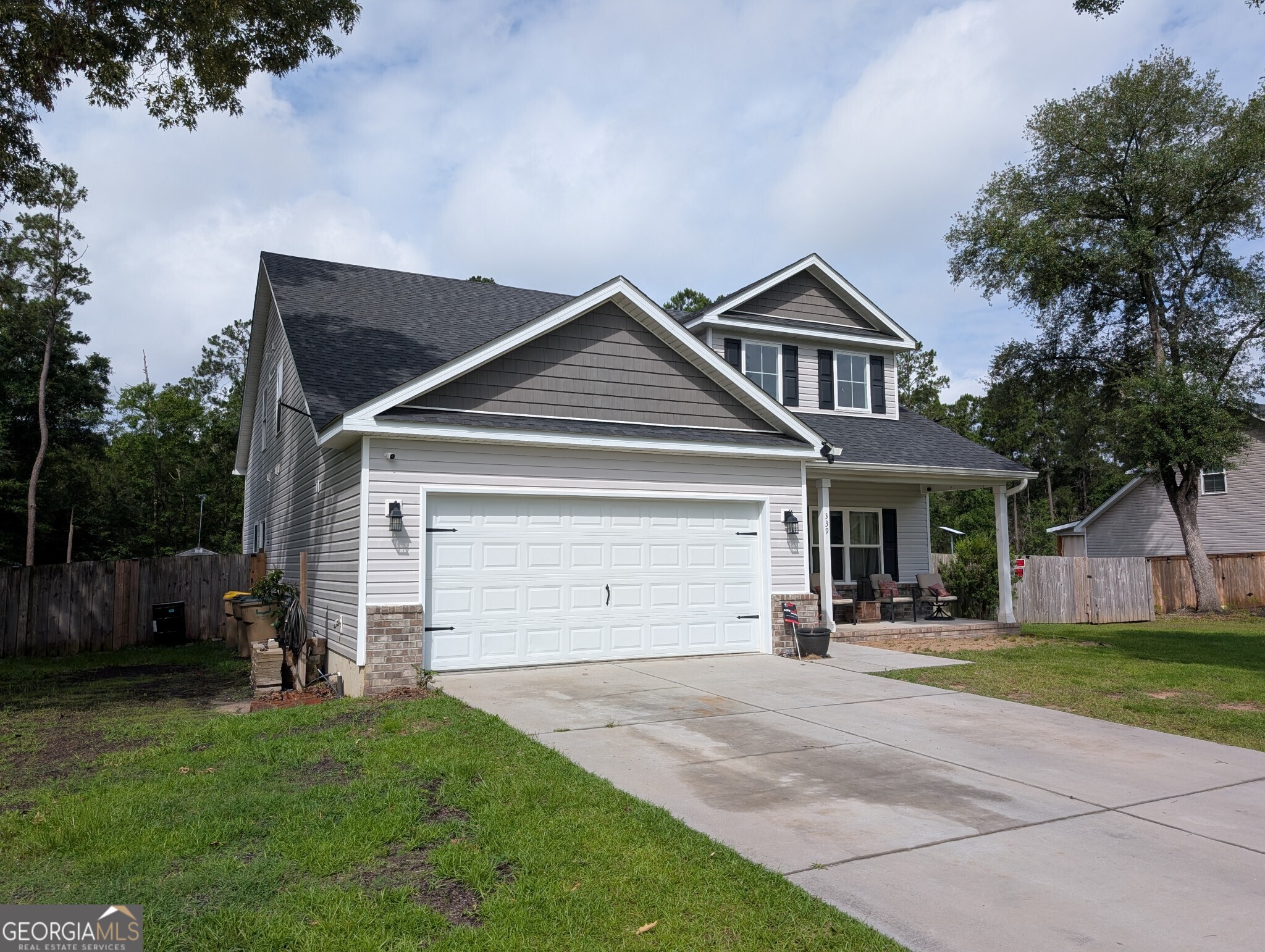 339 Westminster DR