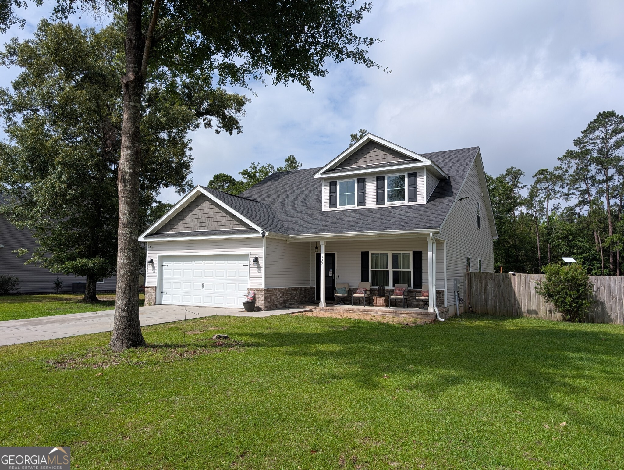 339 Westminster DR