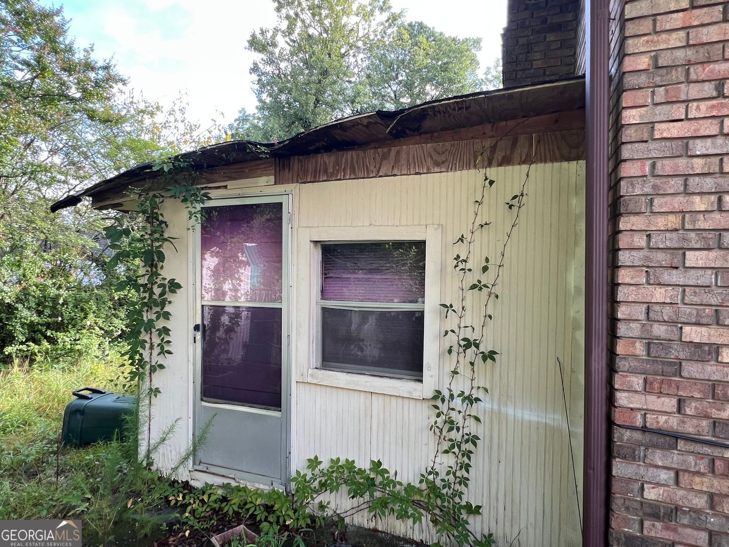 Gainesville, Georgia 30501, United States, 3 Bedrooms Bedrooms, ,1 BathroomBathrooms,Residential,Pending,210852