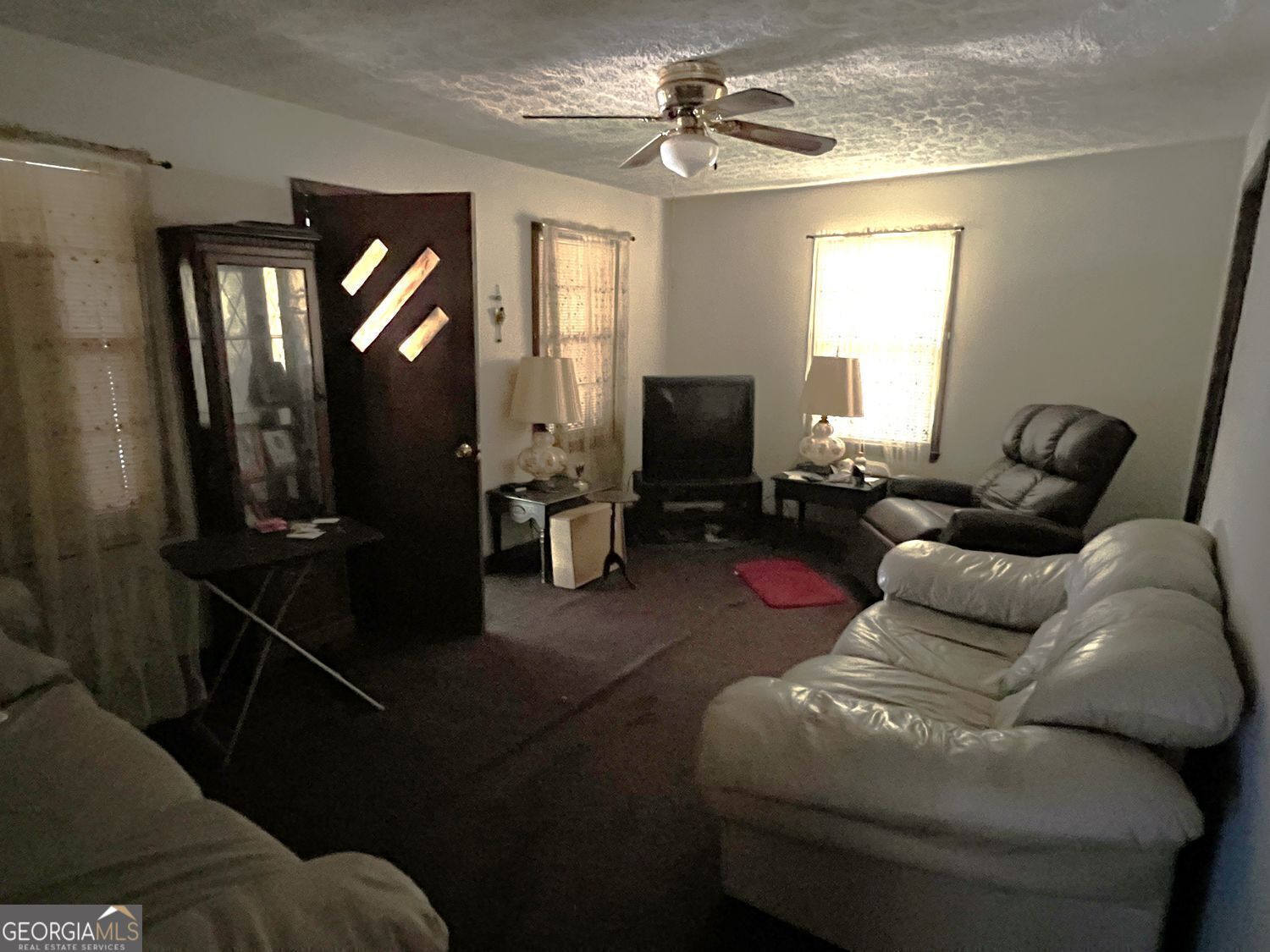 Gainesville, Georgia 30501, United States, 3 Bedrooms Bedrooms, ,1 BathroomBathrooms,Residential,Pending,210852