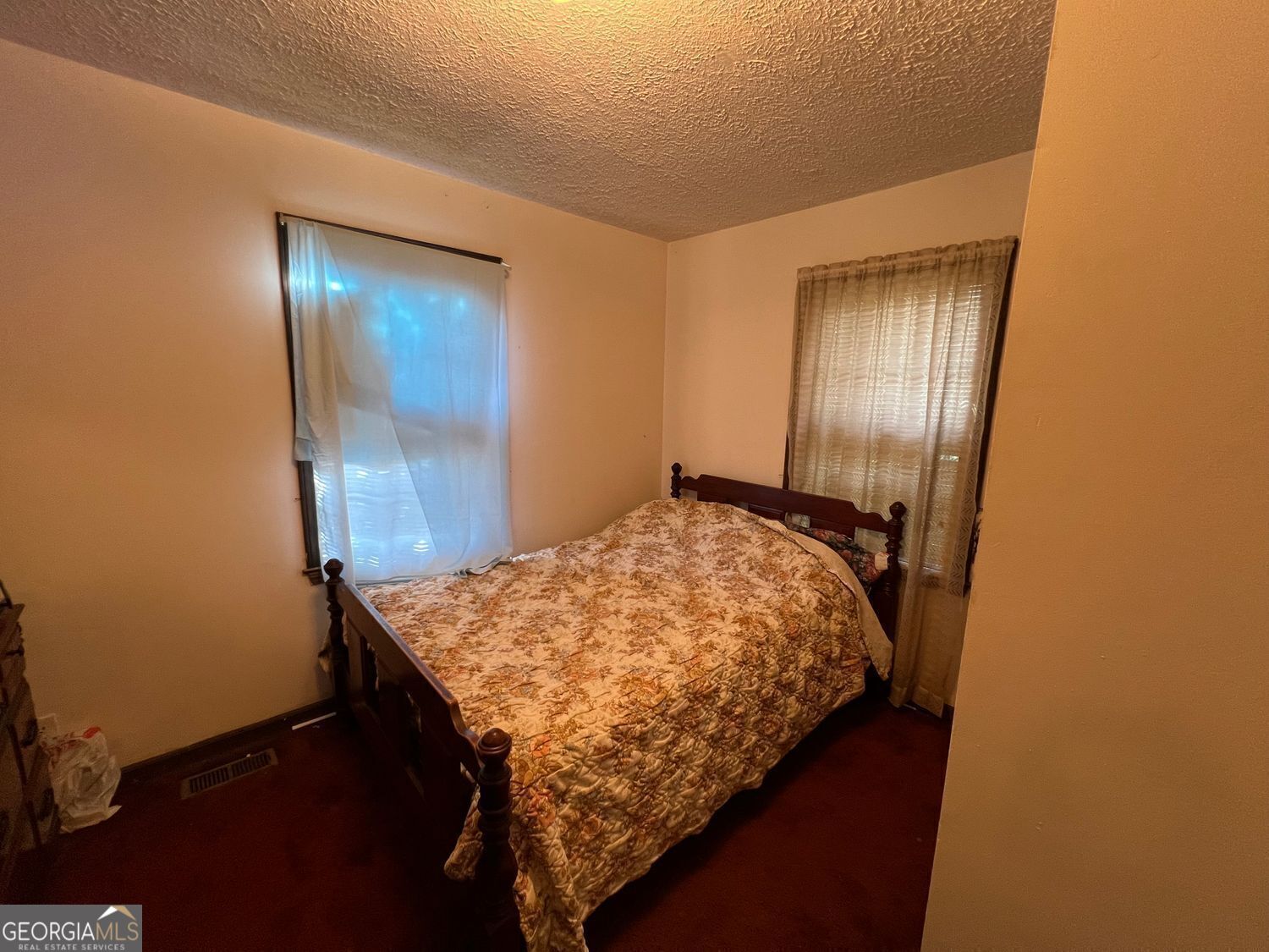 Gainesville, Georgia 30501, United States, 3 Bedrooms Bedrooms, ,1 BathroomBathrooms,Residential,Pending,210852