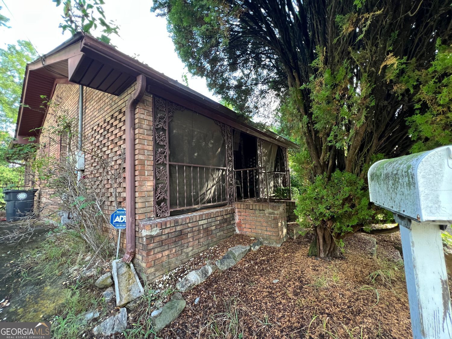 Gainesville, Georgia 30501, United States, 3 Bedrooms Bedrooms, ,1 BathroomBathrooms,Residential,Pending,210852