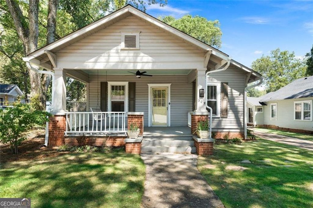 Photo of 309 West Avenue, Cartersville, GA 30120 (MLS # 10602764)