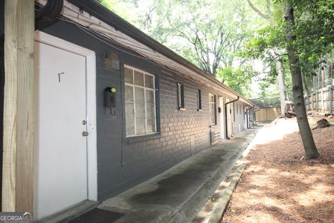 Photo of 758 Saint Charles Avenue NE, Atlanta, GA 30306 (MLS # 10542152)