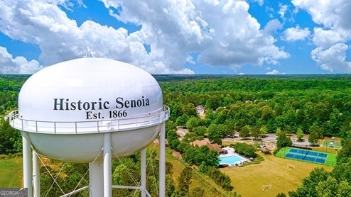 245 Staffin DR