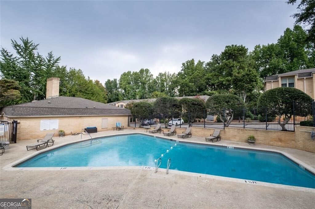 5400 Roswell RD D4