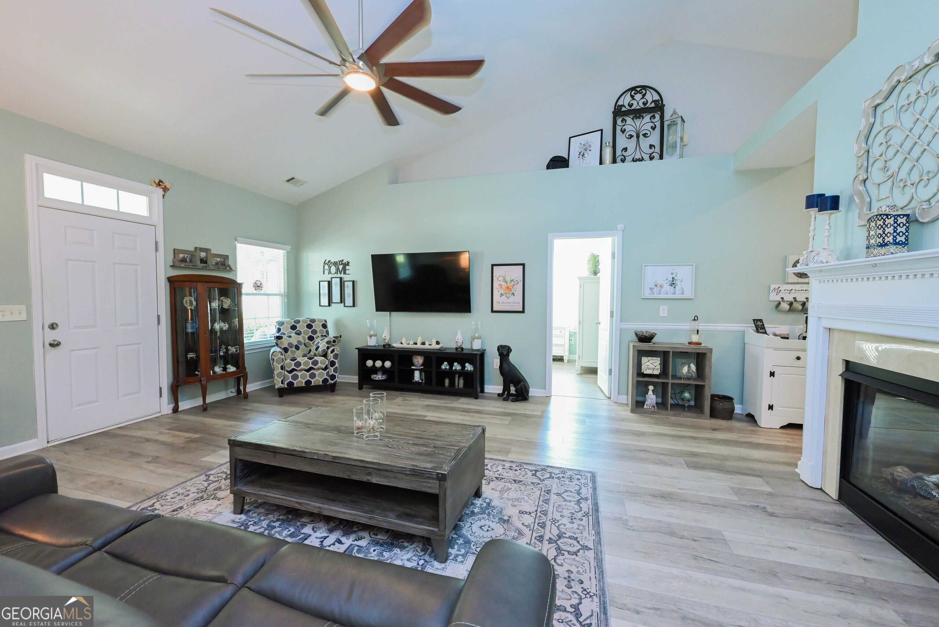34 Tapestry LN