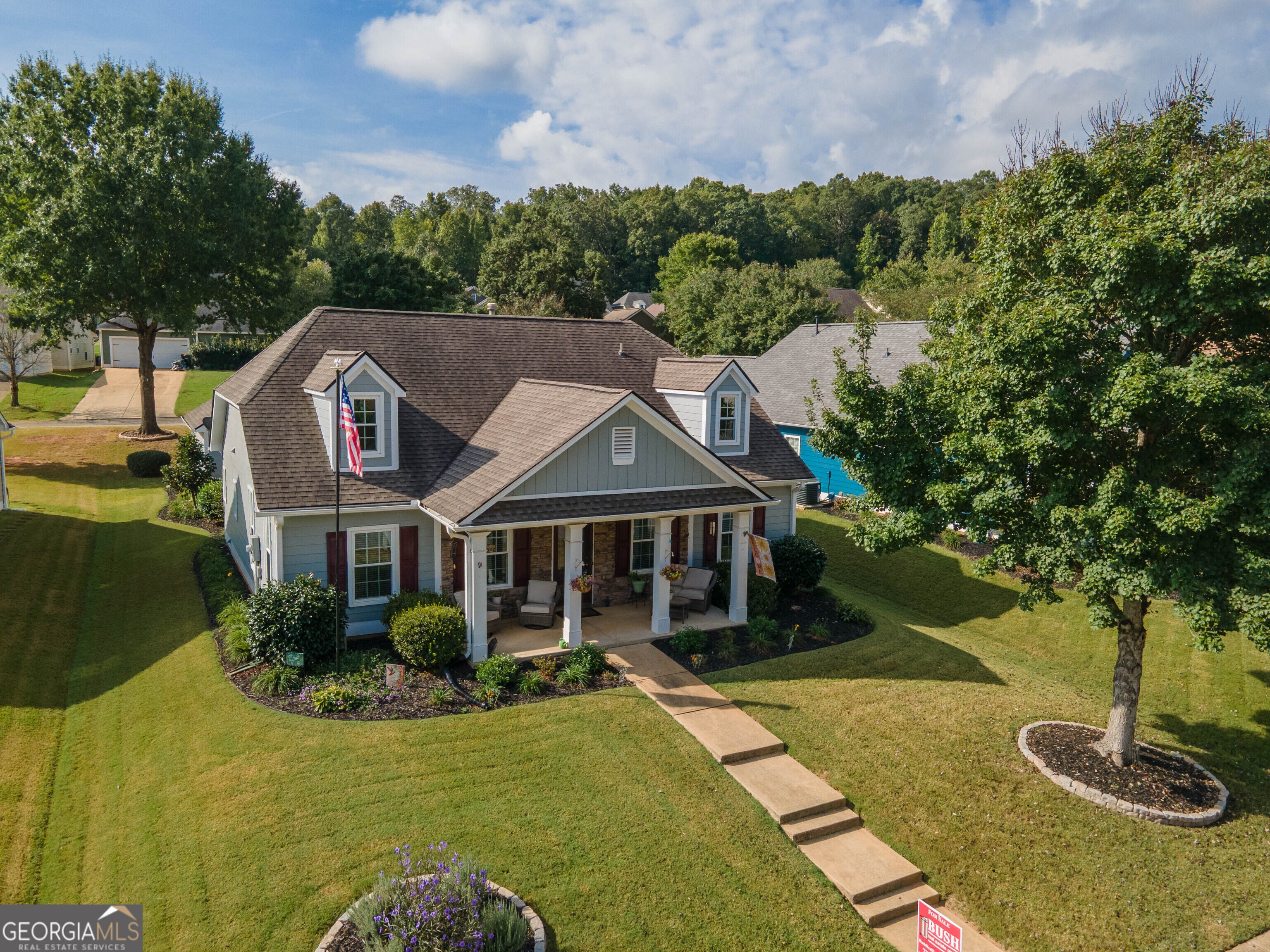 34 Tapestry LN