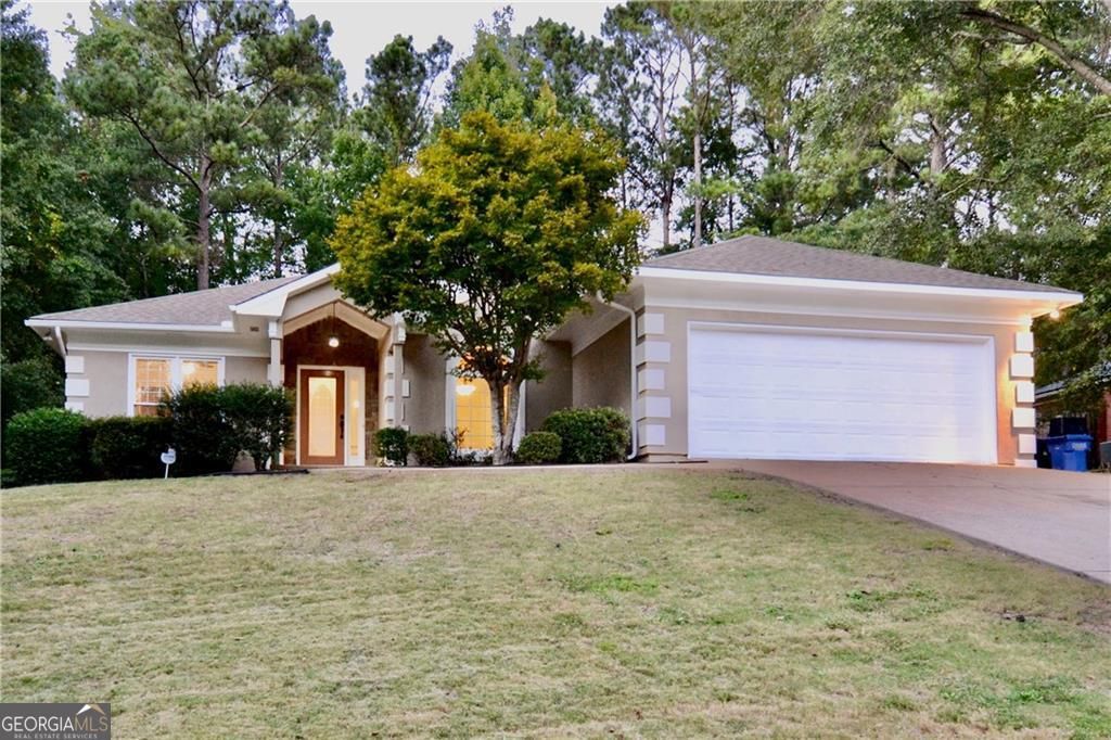Photo of 911 Oakwood Drive, Columbus, GA 31904 (MLS # 10799150)